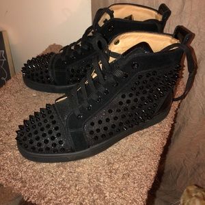 Red bottom sneakers size 39